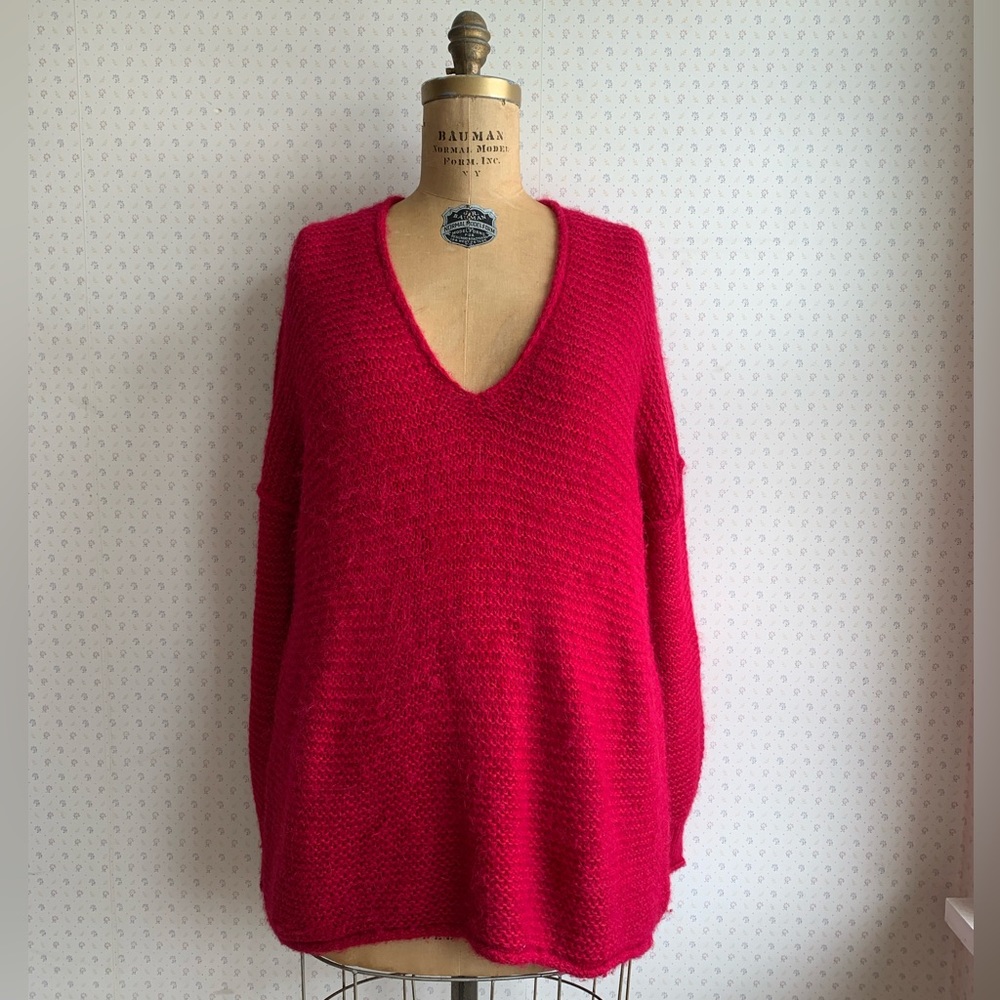 Free People All Mine Sweater in Raspberry sz Medium TP1